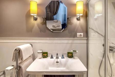 Florence Luxury Suites and Wellness - 84