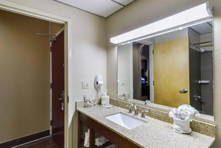 Quality Suites - 6