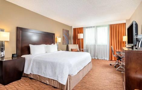 Sonesta Miami Airport - 1