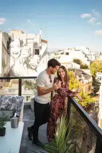 Melo Athens - 173