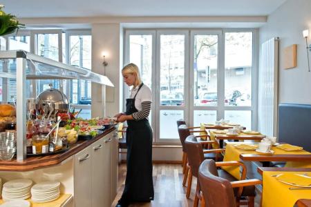 Town Wiesbaden - private living - 35
