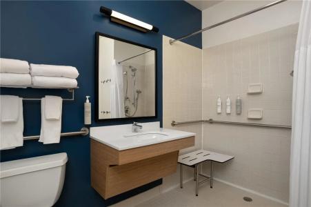Hilton Garden Inn - 40
