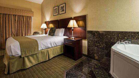 Best Western Plus Inn-by-the-Sea - 35