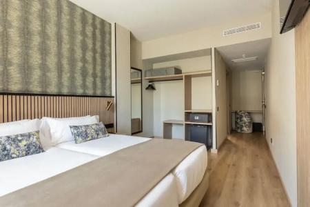 Rafaelhoteles Piramides - 60