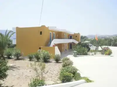 Manolis Studios - 35