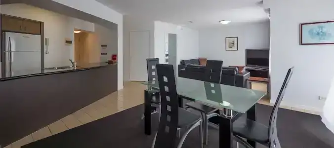 Broadbeach Savannah - 125