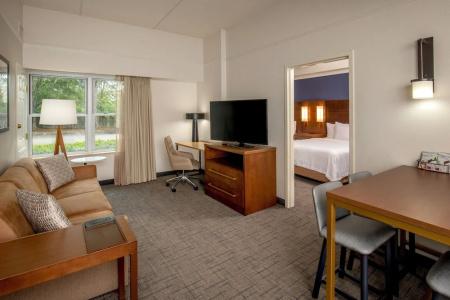 Residence Inn by Marriott Airport - 59