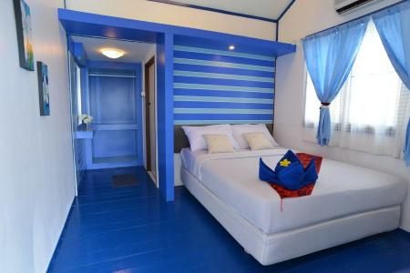 Sangthian Beach Resort - 4