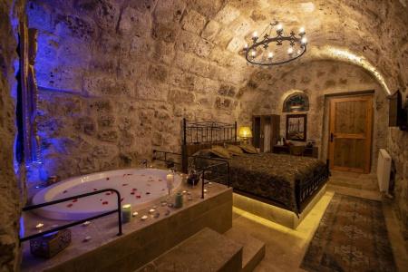 Sunak Cave Boutique - 121