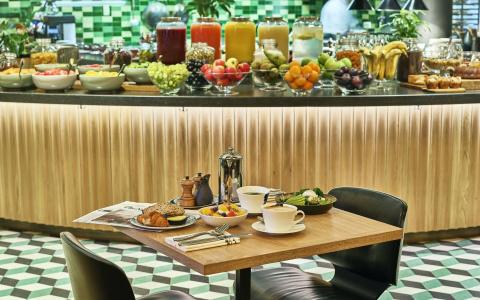 Hyatt Regency Amsterdam - 11