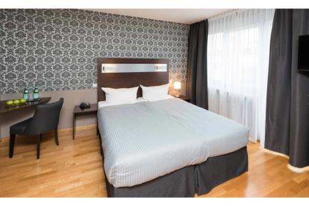 Munich Inn - Design Hotel - 1