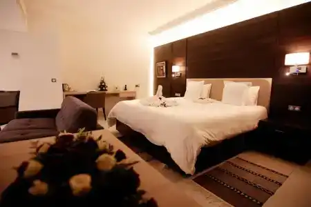 Radisson - 41