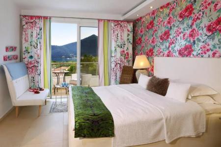 Mare Monte Small Boutique - 101