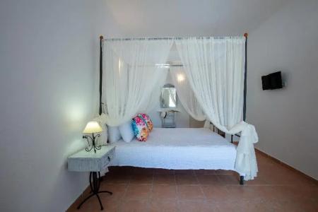 Anchor Suites - 60