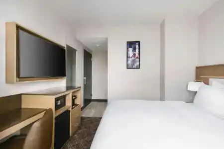 DoubleTree by Hilton New York Times Square South - 42