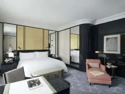 The Peninsula - 29