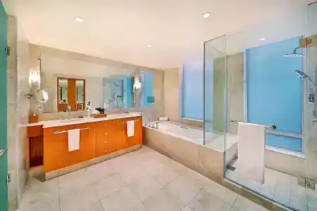 The Ritz-Carlton Executive Residences - 23