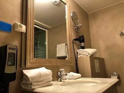 Best Western hôTel De La Bourse - 46
