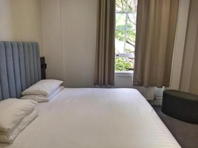 Garden Court - 17