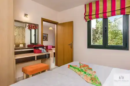 Pilot's Villas Luxury Suites - 13