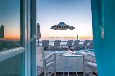 Artemis Suites - 33