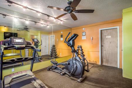 Americas Best Value Inn Denver - 11