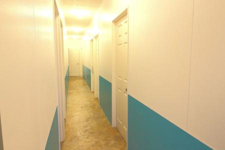 Seawall Hostel - 11