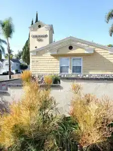 Coronado Inn - 9