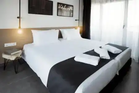 White Luxury - 36
