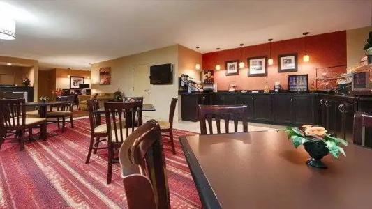 Quality Inn - 20