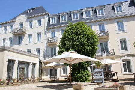 Grand Hôtel de Courtoisville - Piscine & Spa, The Originals Relais (Relais du Silence) - 0
