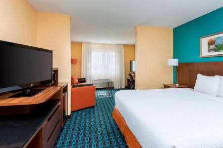 Fairfield Inn & Suites - 1