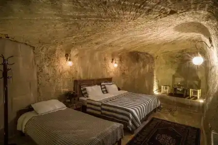 Atilla's Cave - 103