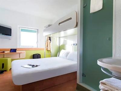 ibis budget Manchester Salford Quays - 36