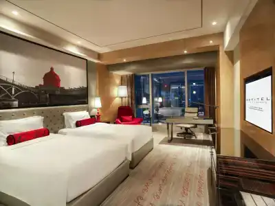 Sofitel Guangzhou Sunrich - 2