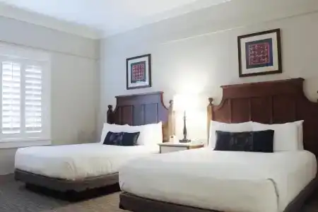 Carlisle Inn - 24