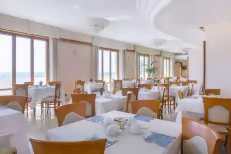 Astura Palace - 21