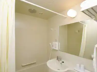 Toyoko Inn Yokohama Sakuragicho - 18