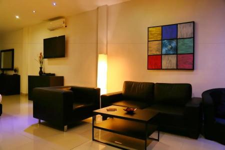 East Suites - 163