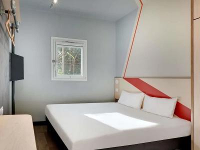 Ibis Budget Montpellier Centre Millenaire - - 3