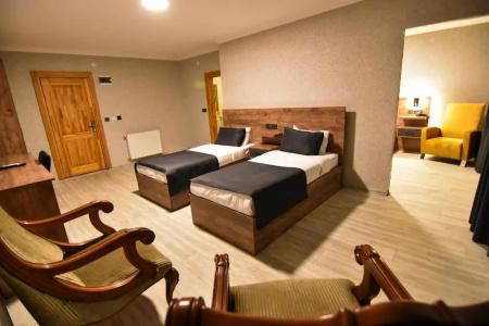 Sandal Otel - 74