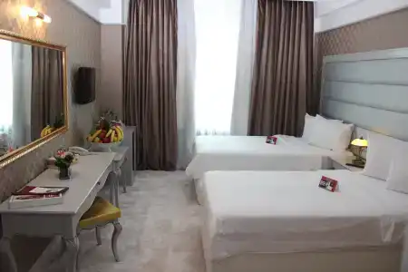 Phoenicia Grand - 4