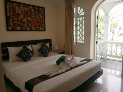 Island Beachfront - 21