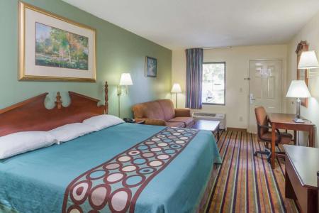Super 8 by Wyndham/I-85 Atlanta - 3