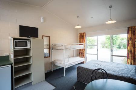 Nelson City Top 10 Holiday Park - 33