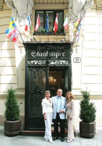 zur Wiener Staatsoper - 20