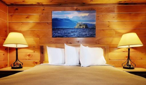 Lake Crest Inn - 56