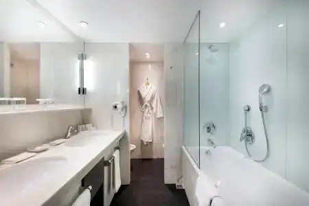 Crowne Plaza düSseldorf - Neuss, Ein Ihg - 59