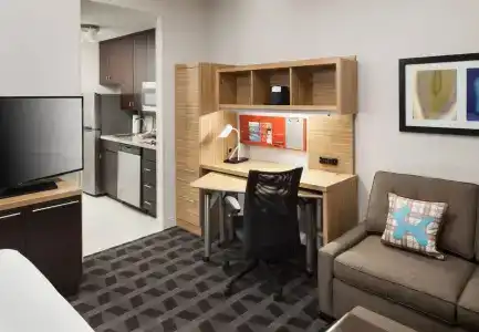 TownePlace Suites by Marriott Orlando at SeaWorld - 32