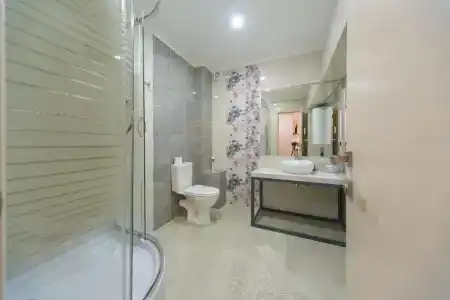 Basseynaya Apart - 18
